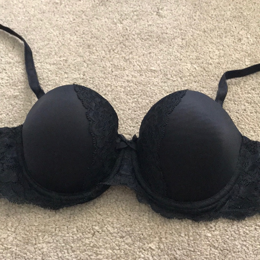 Victoria Secret Black Bra with lace accents! 34B
